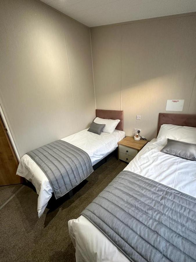 Luxury 3 Bedroom Maple View Lodge, Newquay, Cornwall