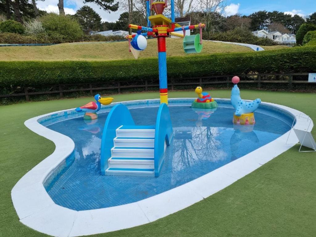 Luxury 3 Bedroom Maple View Lodge, Newquay, Cornwall Apartment