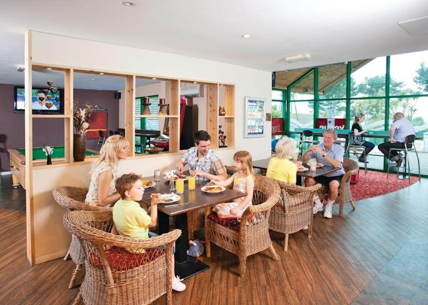 Apartment Luxury 3 Bedroom Maple View Lodge, Newquay, Cornwall